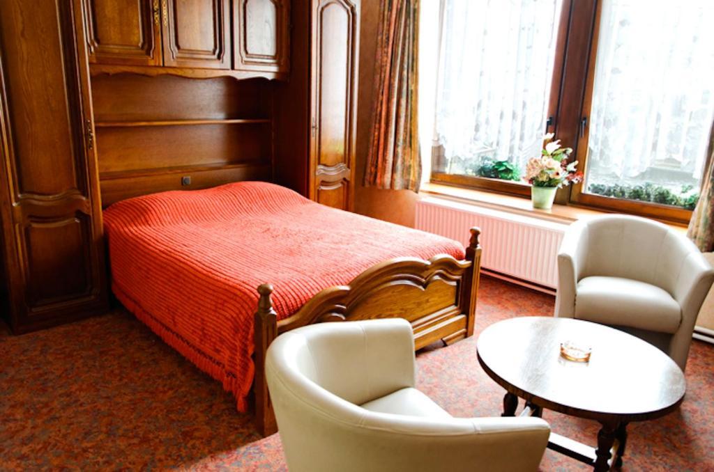 Auberge D'Alsace Hotel De France Bouillon Dış mekan fotoğraf
