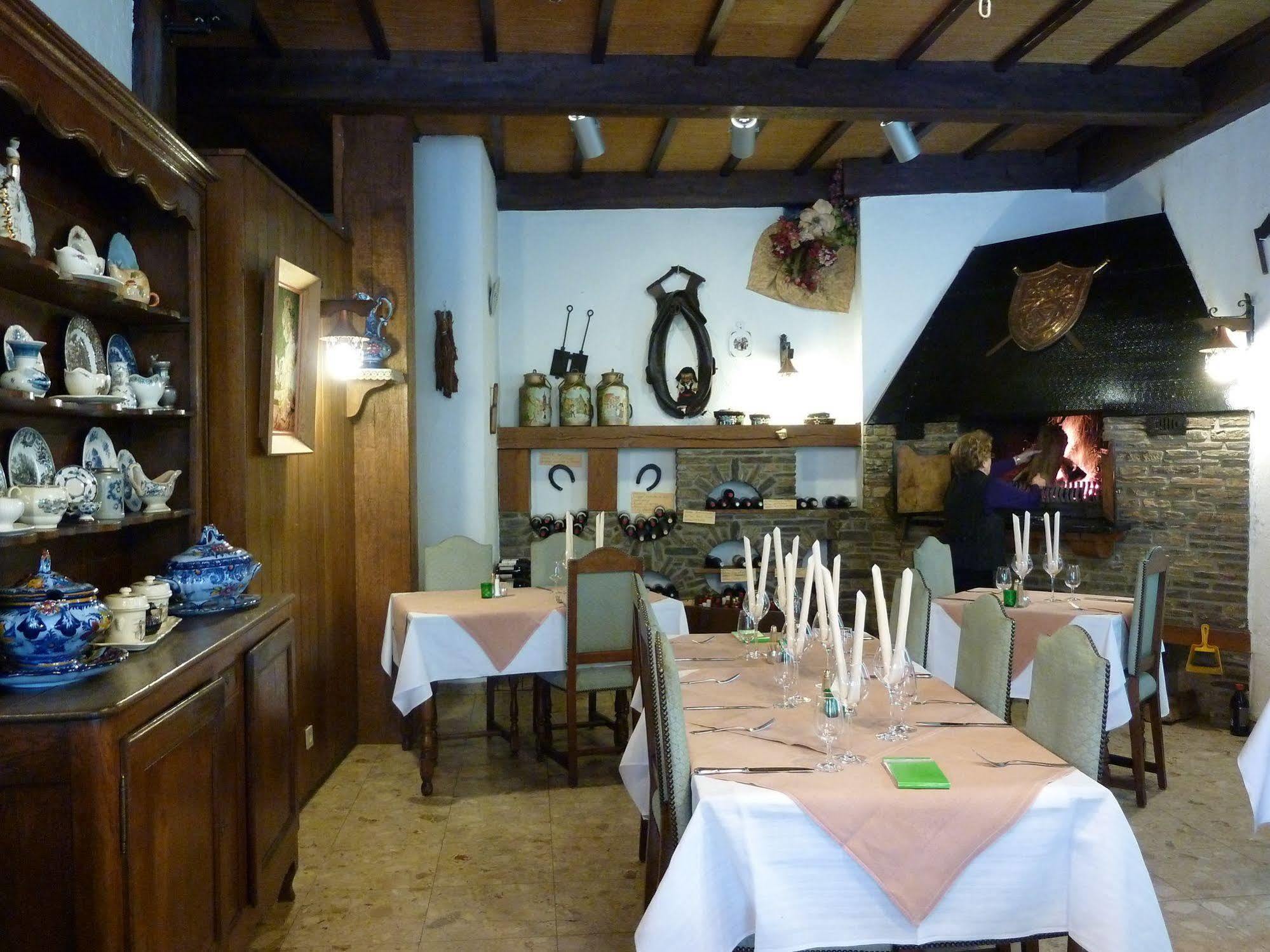 Auberge D'Alsace Hotel De France Bouillon Dış mekan fotoğraf